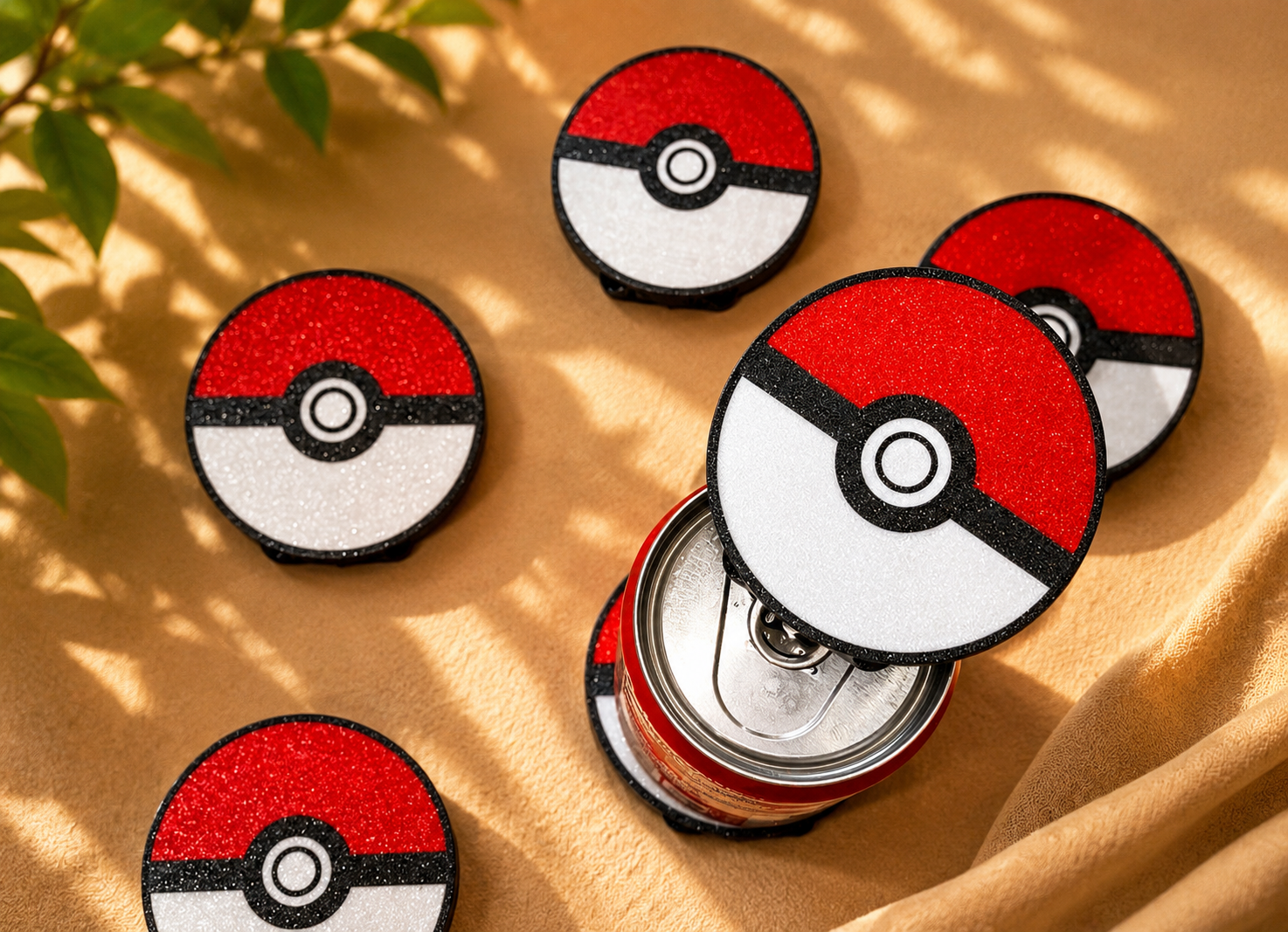 Abridor de Lata Poké Ball com Chaveiro